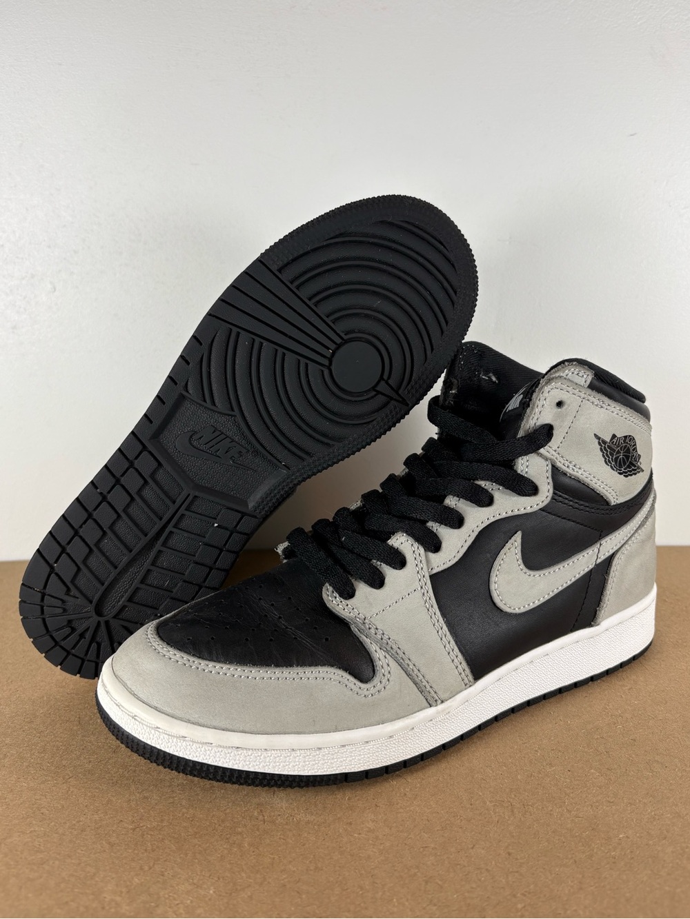 Nike Air Jordan 1 Retro High OG Shadow 2.0 575441-035 Gray Black Size 6.5Y